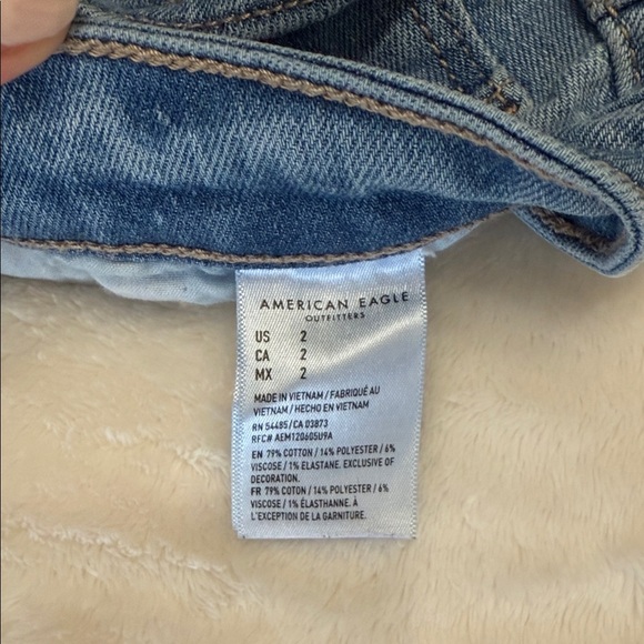 American Eagle Outfitters Women's Classic Blue Jean Shorts Stretch - Picture 4 of 4